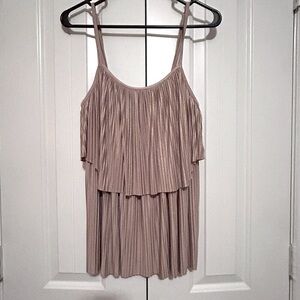 Women's Gold Metallic Top with Ribbed Design in Size M by International Concepts